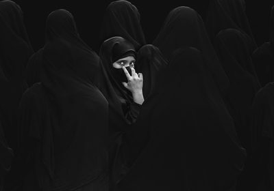Raj Kumar Som (India) - Under the burkha 0842